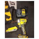 DeWalt 20V 1/4" Impact Driver Kit
