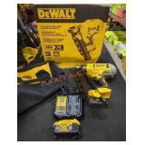 DeWalt 20V 21ï¿½ Framing Nailer Kit