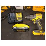 DeWalt 20V 1/2" Drill/ Driver Kit