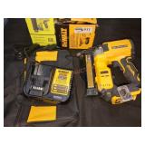 DeWalt 20V 23GA Pin Nailer Kit