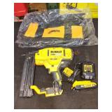 DeWalt 20V 18ga Brad Nailer Kit