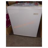 Magic Chef 1.7cu.ft. Mini Refrigerator