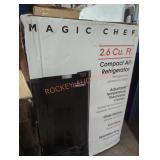 Magic Chef 2.6 cu ft compact all refrigerator