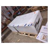 Skid Lot Delta 60" x 32" Right Drain Bathtub