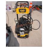 DeWalt 3300PSI Gas Pressure Washer