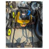 DeWalt 21" gas powered push mower