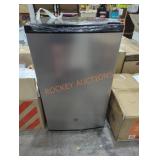 GE Mini Refrigerator