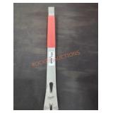 Milwaukee 21" Pry Bar