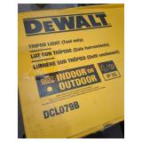 DeWalt Tripod Light