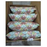 (4) Toss Pillows