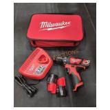 Milwaukee M12 Compact 3/8" Drill Driver Kit