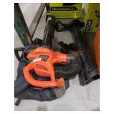 BLACK & DECKER 12 AMP 250 MPH 400 CFM Corded