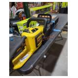 DeWalt 20v 6 ah battery and chainsaw