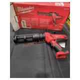 Milwaukee M18 Cordless 10oz Caulk and Adhesive Gun