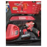 Milwaukee 3/8" Stubby Impact Wrench Kit