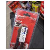 Milwaukee Comfort Grip Cable Cutter Pliers