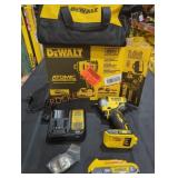 DeWalt 1/4" Impact Driver Kit