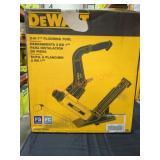 DeWalt 2-N-1 Flooring Tool
