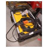 DeWalt 3000psi 1.1gpm Electric Pressure Washer