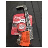 Milwaukee 18" Steel Overbite Jaw