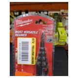 Milwaukee 7n1 Conduit Reamer