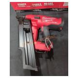 Milwaukee M18 21ï¿½ Framing Nailer