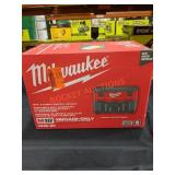 Milwaukee 2 Gallon Wet Dry Vacuum