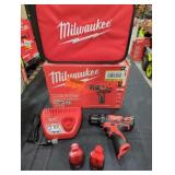 Milwaukee M12 Compact 3/8" Drill/Driver Kit