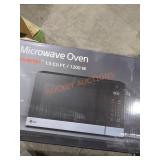 LG 1.5cu.ft. Microwave Oven