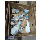 Miscellaneous Decor Box Lot