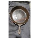 Number 10 vintage cast iron fry pan