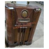 Vintage Motorola tube style radio