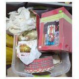 Christmas Decor Tote Lot