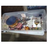 Holiday & Decor Tote Lot