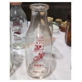 Searfoss Dairy Muncy, PA Milk Bottle