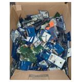 Box Lot of Everbilt Assorted Screws