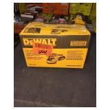 DeWalt 5" Random Orbit Sander