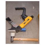 DeWalt 2 in 1 Flooring Tool, Sold as is where is,