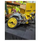 DeWalt 60v 7-1/4" worm drive style saw with brake