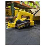 DeWalt 3-1/4" hand planer