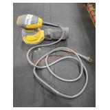 DeWalt Corded Random Orbit Palm Sander