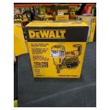 DeWalt 15ï¿½ Coil Siding and Fencing Nailer