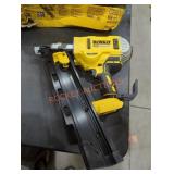DeWalt 20v 21ï¿½ plastic collated framing nailer