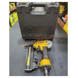 DeWalt Pneumatic 18GA Finish Stapler