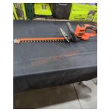 Black+Decker 20" Corded Hedge Trimmer