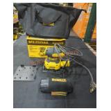 DeWalt Corded 1/4 Sheet Palm Grip Sander
