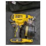 DeWalt 20v MAX 15ï¿½ Collated Angle Roofing Nailer