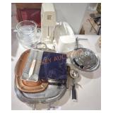 Miscellaneous Kitchen Lot