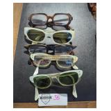 5 Pair of Vintage Ladies Glasses