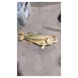 Small mouth bass mount